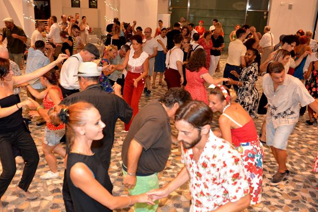 min 2015 08 08 senig rotonda 472